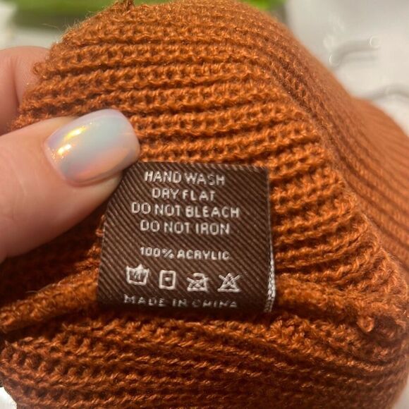 ✨MAISON ARTICLE M.A. MERLOT HAT MENS LIFESTYLE BEANIE✨ - Picture 5 of 6